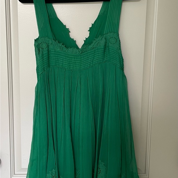CATHERINE MALANDRINO COCKTAIL DRESS IN EMERALD GREEN SILK, SZ 8 - Picture 2 of 11